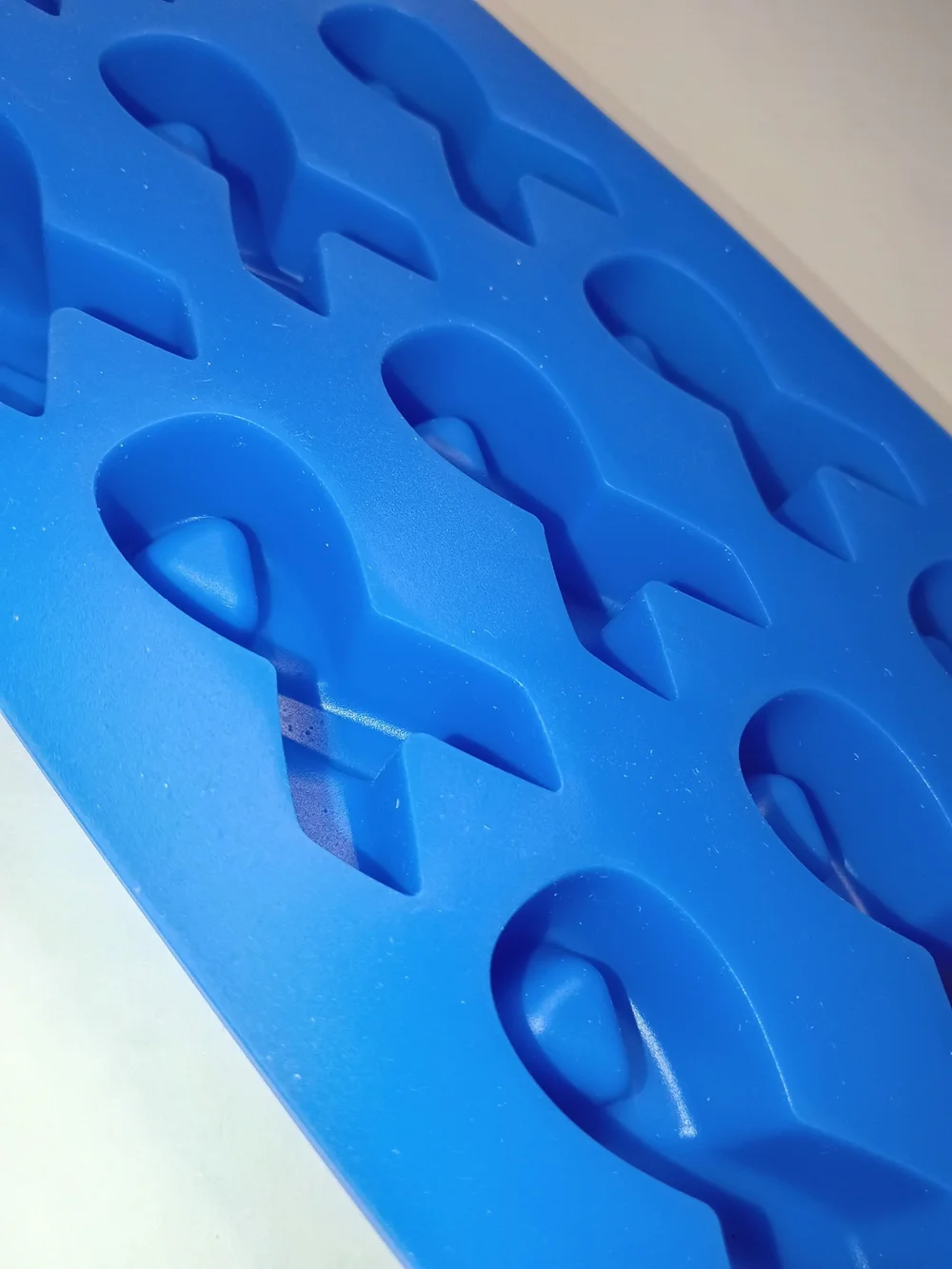 Awarness Ribbon Silicone Molds 12 units -5 tray Bundle